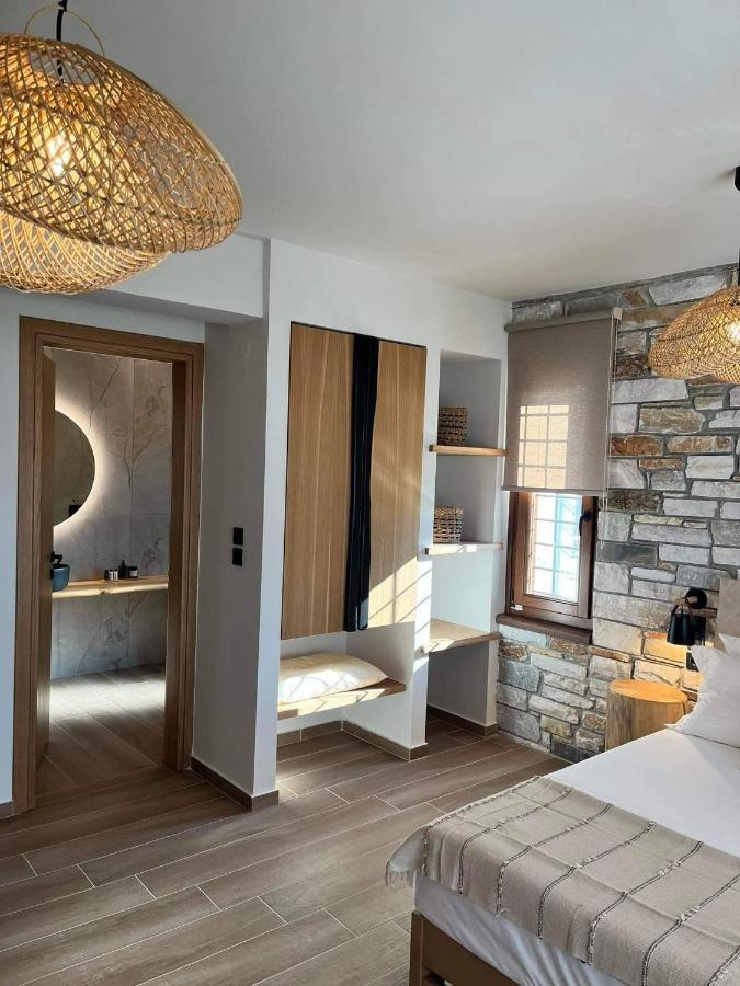 Peri Elxis Luxury Suites Mourésion Exterior foto